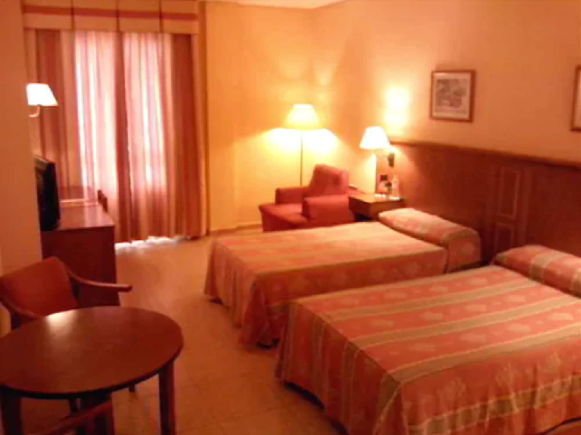Hotel Lozano Antequera Exterior photo