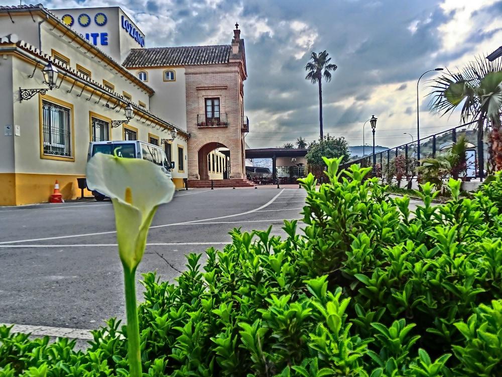 Hotel Lozano Antequera Exterior photo