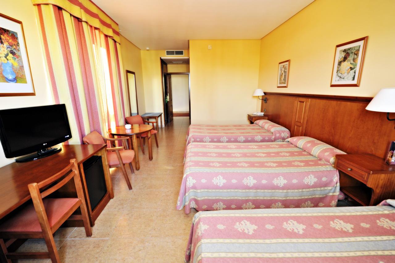 Hotel Lozano Antequera Exterior photo