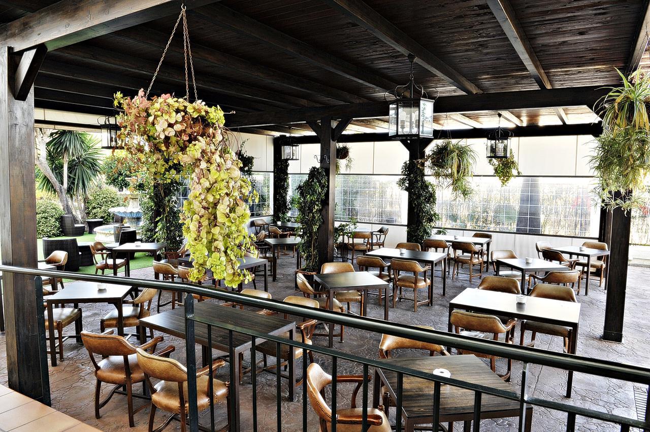 Hotel Lozano Antequera Exterior photo